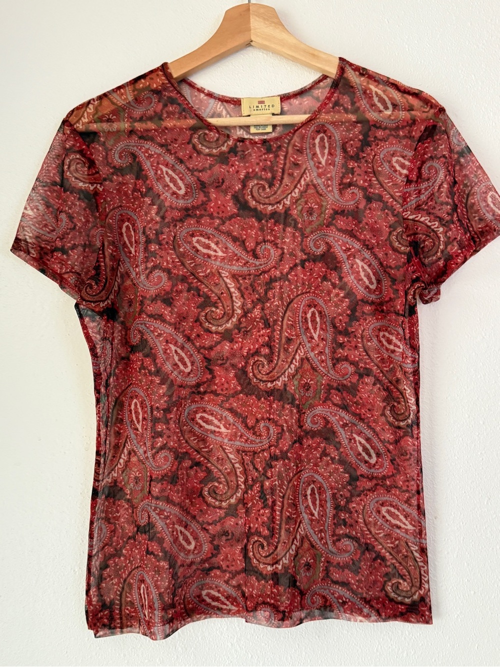Limited America, sz Large Sheer Red Paisley Top Vintage Retro Y2K 90s